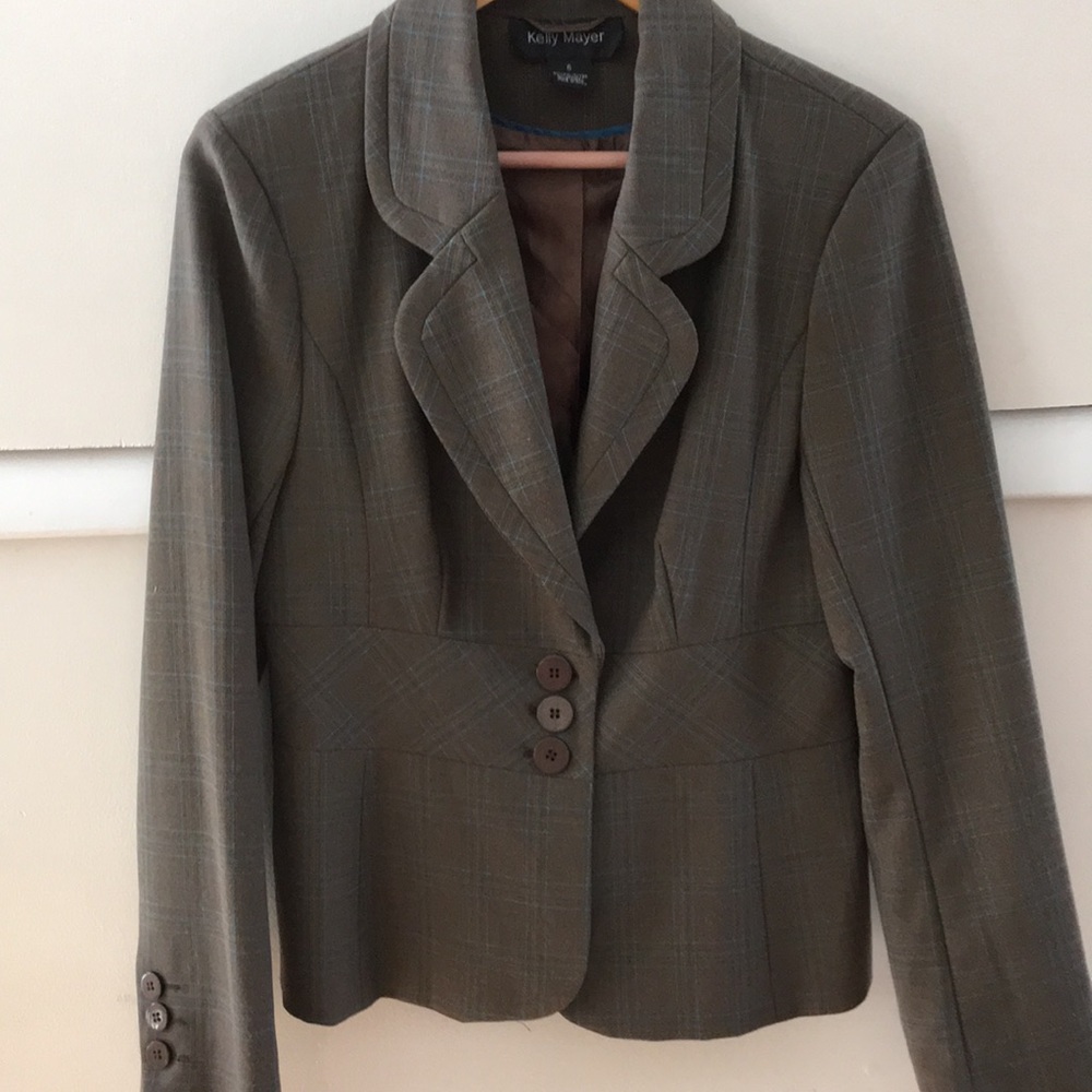 Stylish suit jacket!